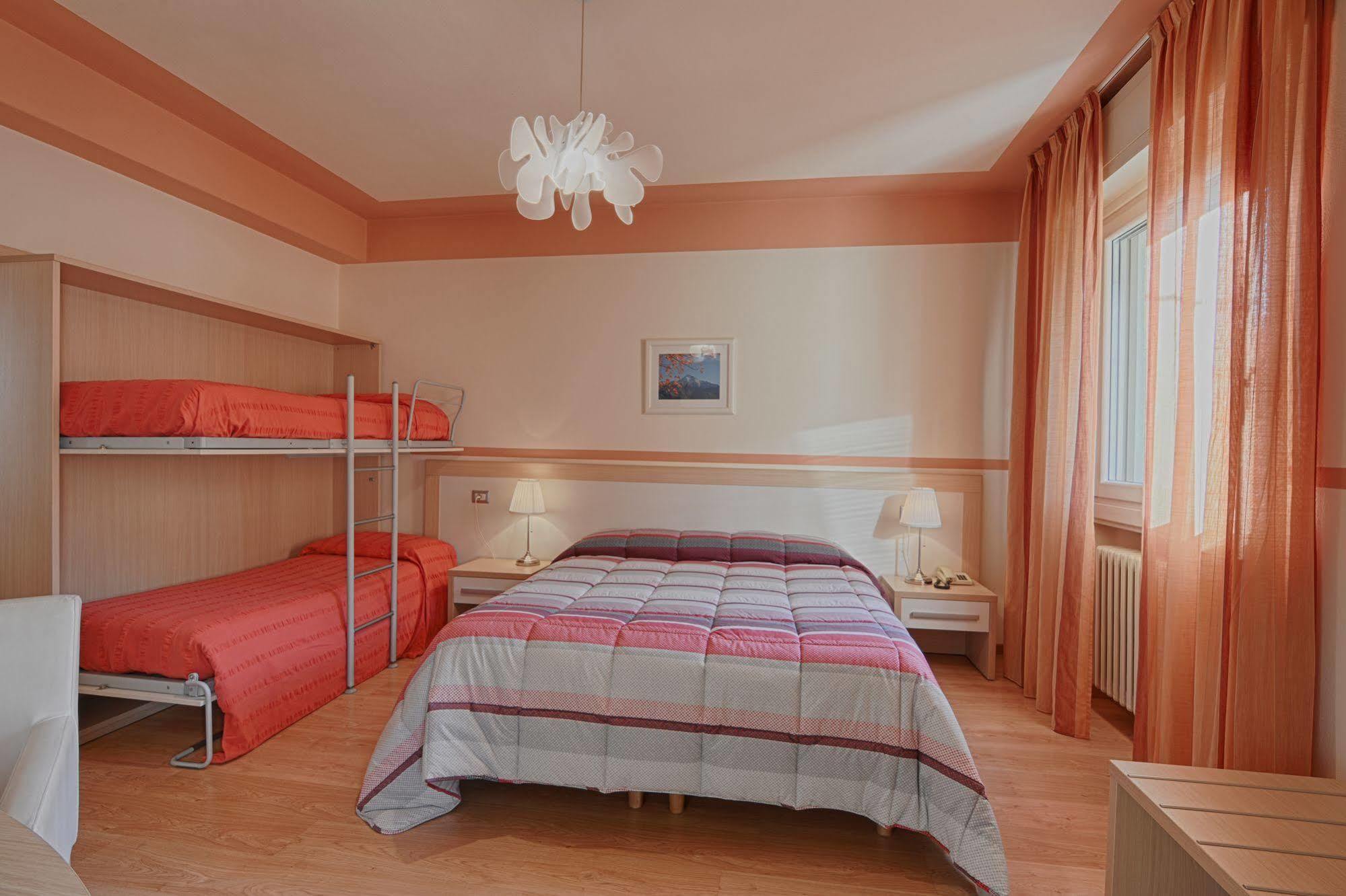 Hotel Europa - Sorico Dış mekan fotoğraf