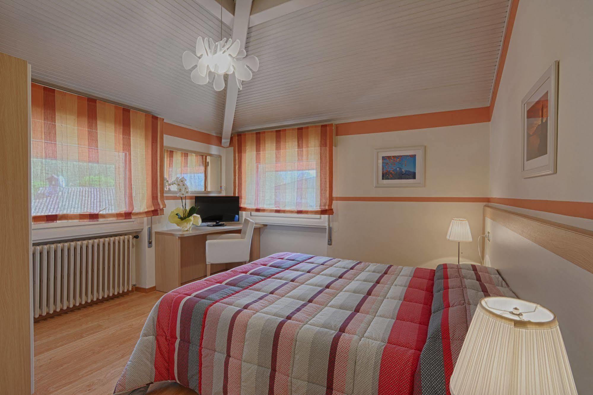 Hotel Europa - Sorico Dış mekan fotoğraf